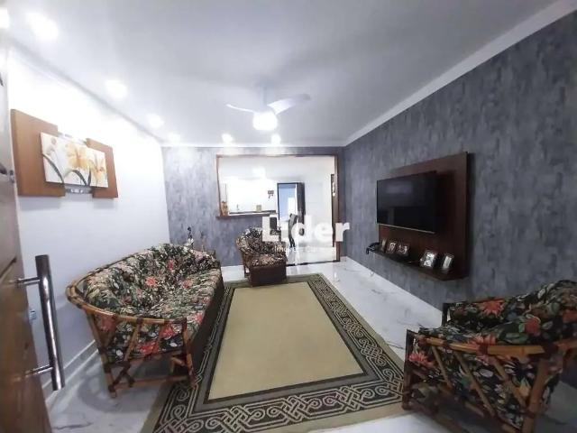 Casa / Sobrado para Venda em Caraguatatuba/SP Indaiá 3 Quartos
