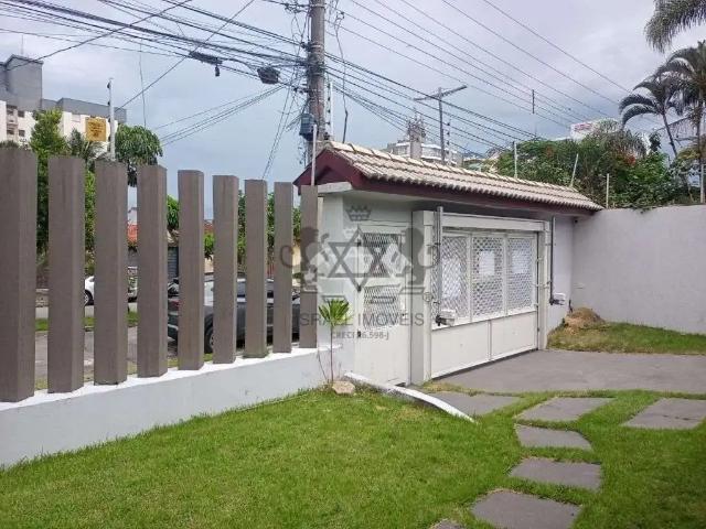Casa / Sobrado para Venda em Caraguatatuba/SP Indaiá 3 Quartos