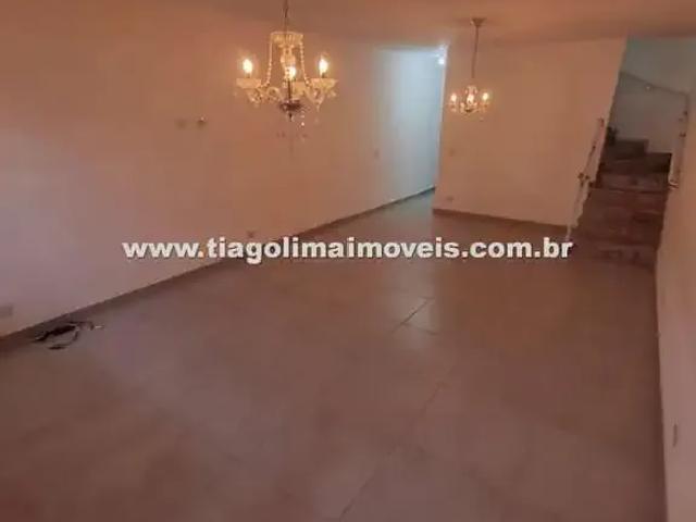 Casa / Sobrado para Venda em Caraguatatuba/SP Indaiá 3 Quartos