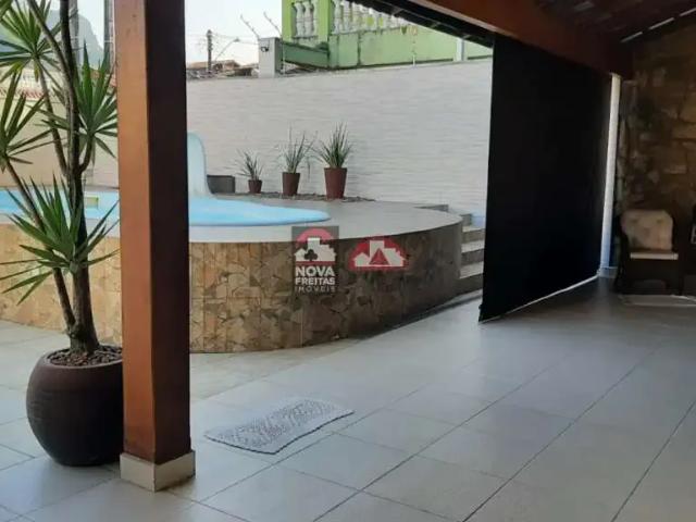Casa / Sobrado para Venda em Caraguatatuba/SP Indaiá 3 Quartos