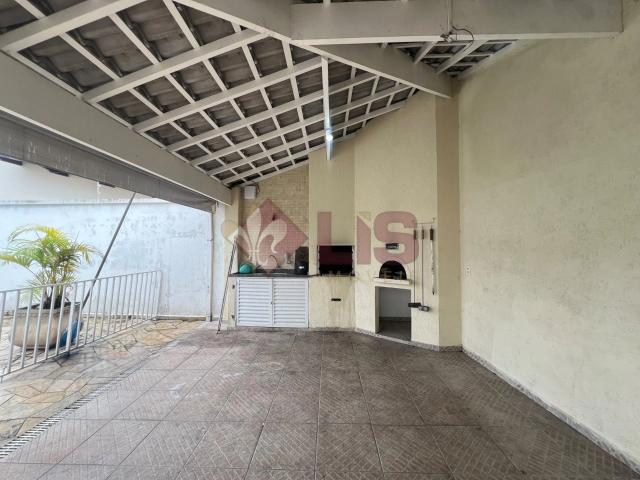 Casa / Sobrado para Venda em Caraguatatuba/SP Indaiá 4 Quartos