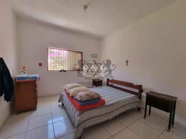 Casa / Sobrado para Venda em Caraguatatuba/SP Jardim Britânia 3 Quartos