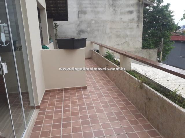 Casa / Sobrado para Venda em Caraguatatuba/SP Jardim Califórnia 4 Quartos