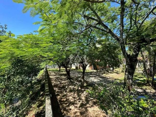Casa / Sobrado para Venda em Caraguatatuba/SP Jardim Casa Branca 1 Quartos