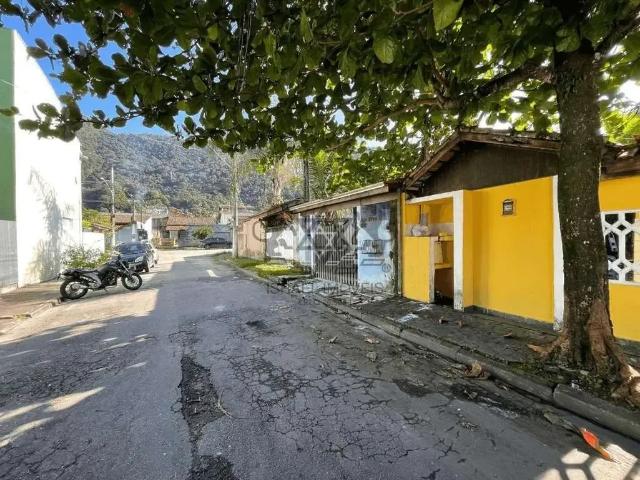 Casa / Sobrado para Venda em Caraguatatuba/SP Jardim Casa Branca 3 Quartos