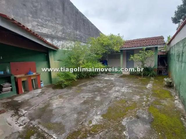 Casa / Sobrado para Venda em Caraguatatuba/SP Jardim das Gaivotas 2 Quartos