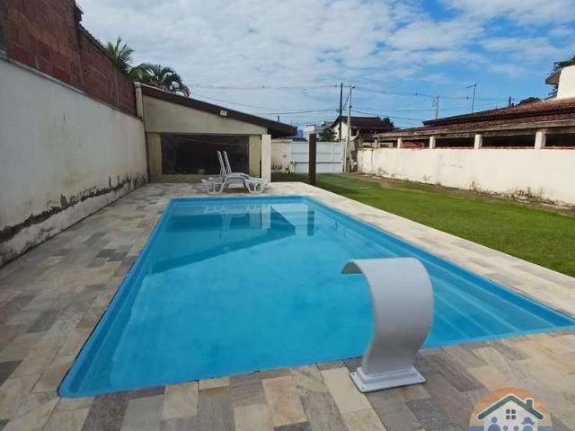 Casa / Sobrado para Venda em Caraguatatuba/SP Jardim das Gaivotas 3 Quartos