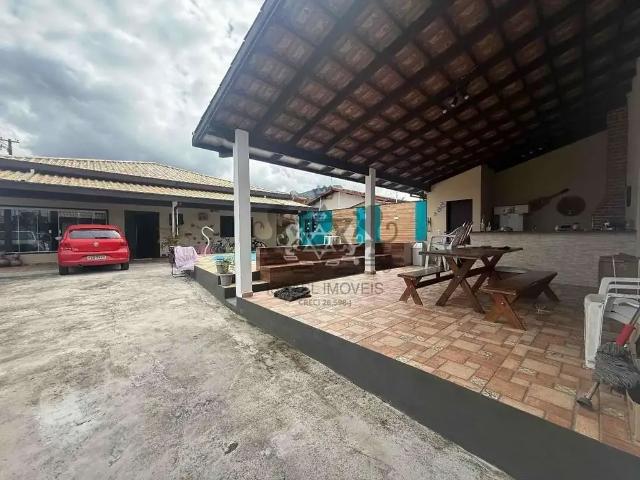 Casa / Sobrado para Venda em Caraguatatuba/SP Jardim das Gaivotas 3 Quartos