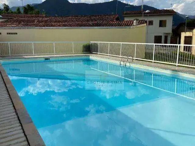 Casa / Sobrado para Venda em Caraguatatuba/SP Martim de Sá 2 Quartos