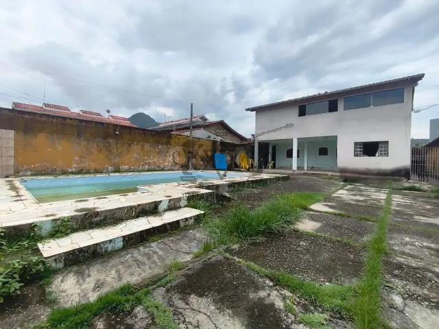 Casa / Sobrado para Venda em Caraguatatuba/SP Martim de Sá 3 Quartos