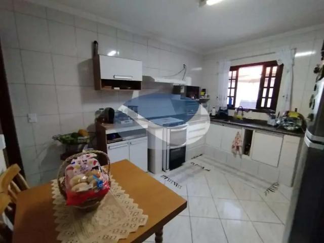 Casa / Sobrado para Venda em Caraguatatuba/SP Martim de Sá 3 Quartos