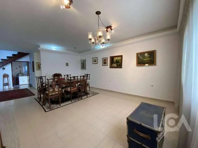 Casa / Sobrado para Venda em Caraguatatuba/SP Martim de Sá 4 Quartos