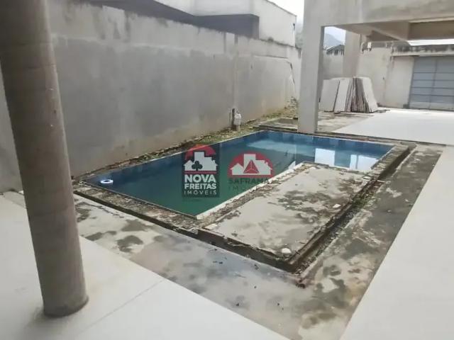 Casa / Sobrado para Venda em Caraguatatuba/SP Martim de Sá 4 Quartos