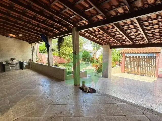Casa / Sobrado para Venda em Caraguatatuba/SP Martim de Sá 4 Quartos