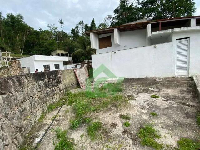 Casa / Sobrado para Venda em Caraguatatuba/SP Martim de Sá 11 Quartos