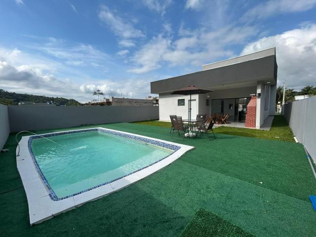 Casa / Sobrado para Venda em Caraguatatuba/SP Massaguaçu 3 Quartos