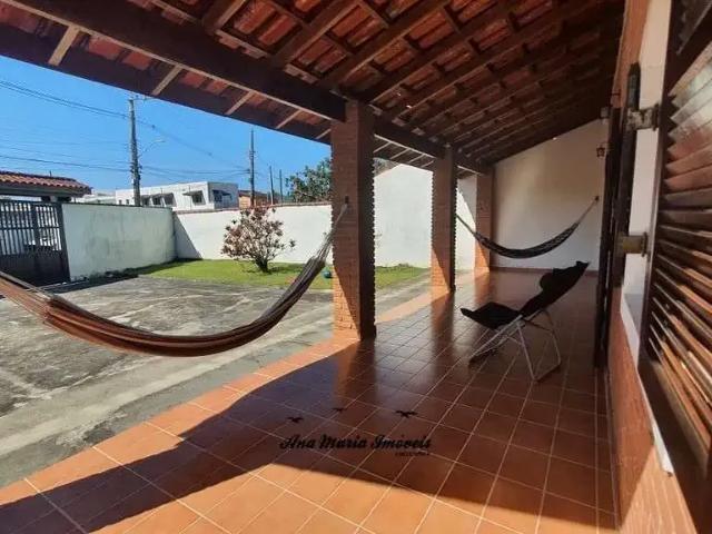 Casa / Sobrado para Venda em Caraguatatuba/SP Massaguaçu 3 Quartos