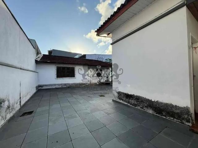Casa / Sobrado para Venda em Caraguatatuba/SP Sumaré 3 Quartos