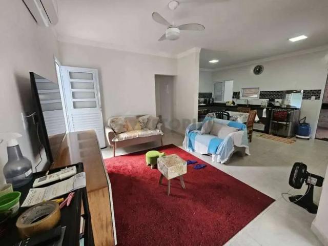 Casa / Sobrado para Venda em Caraguatatuba/SP Sumaré 3 Quartos