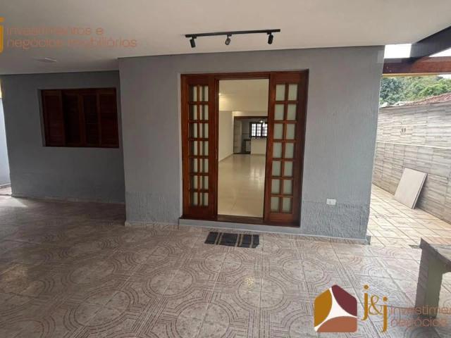Casa / Sobrado para Venda em Caraguatatuba/SP Sumaré 4 Quartos