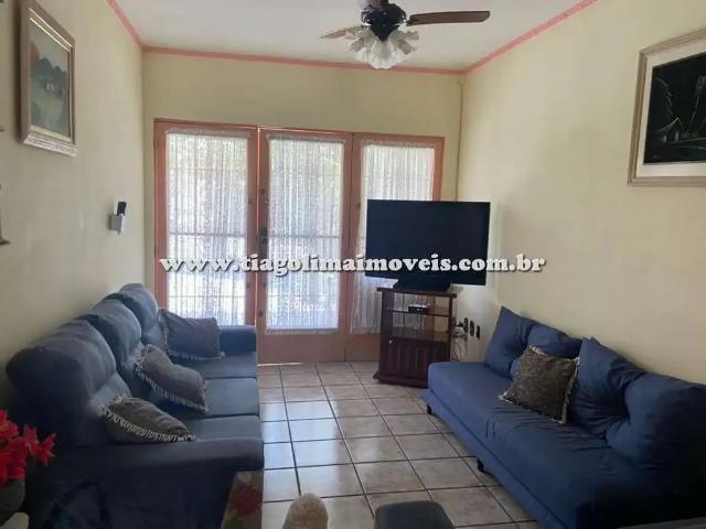 Casa / Sobrado para Venda em Caraguatatuba/SP Poiares 3 Quartos