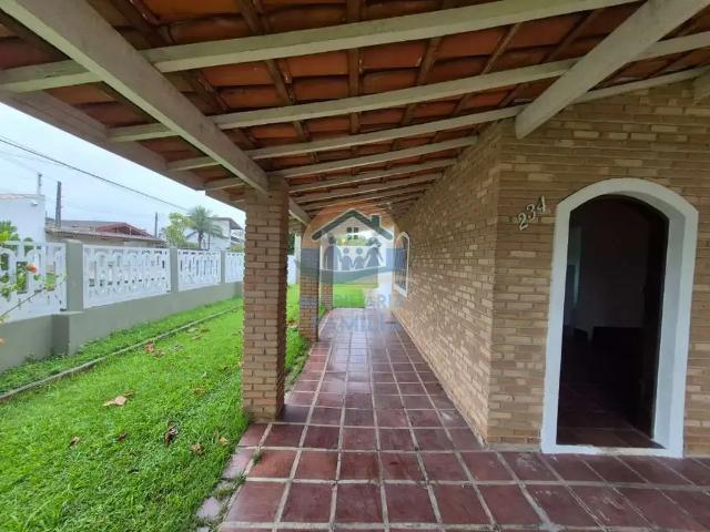 Casa / Sobrado para Venda em Caraguatatuba/SP Praia Aruan 3 Quartos