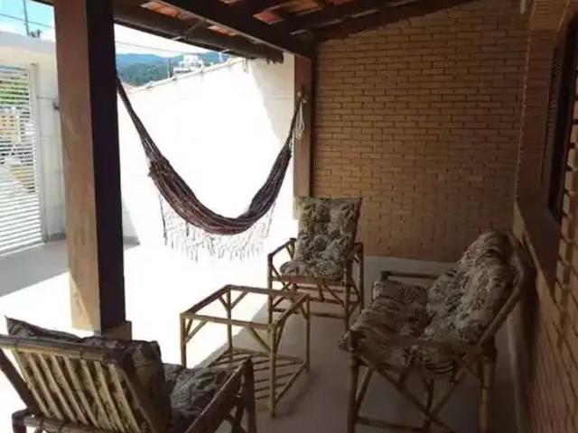 Casa / Sobrado para Venda em Caraguatatuba/SP Praia Aruan 4 Quartos