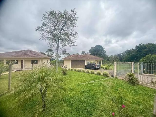 Casa / Sobrado para Venda em Carambeí/PR Centro 2 Quartos