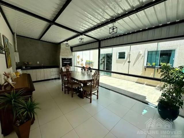 Casa / Sobrado para Venda em Carambeí/PR Jardim Europa 3 Quartos