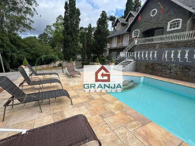 Casa / Sobrado para Venda em Carapicuíba/SP Chácara Granja Velha 8 Quartos