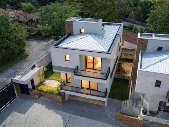Casa / Sobrado para Venda em Carapicuíba/SP Chácara do Refúgio 3 Quartos