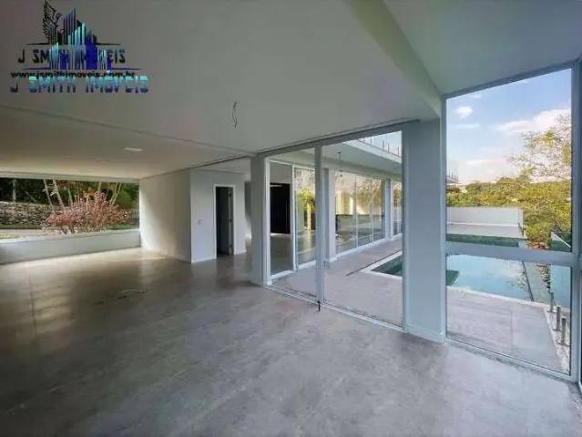 Casa / Sobrado para Venda em Carapicuíba/SP Chácara dos Lagos 4 Quartos