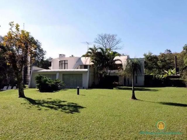 Casa / Sobrado para Venda em Carapicuíba/SP Chácara das Paineiras 5 Quartos