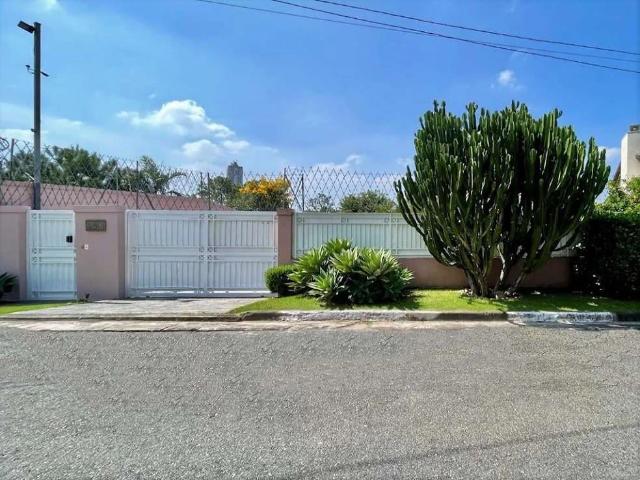 Casa / Sobrado para Venda em Carapicuíba/SP Chácara das Paineiras 3 Quartos