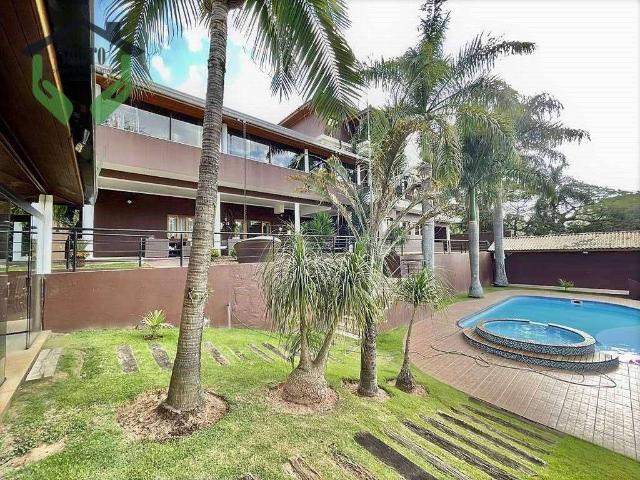 Casa / Sobrado para Venda em Carapicuíba/SP Chácara Santa Lúcia 5 Quartos