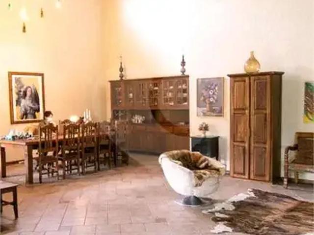 Casa / Sobrado para Venda em Carapicuíba/SP Granja Viana 5 Quartos