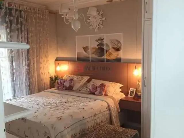 Casa / Sobrado para Venda em Carapicuíba/SP Jardim Planalto 4 Quartos