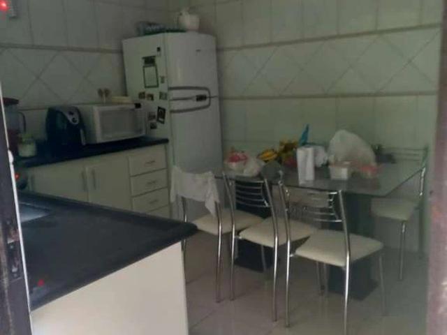 Casa / Sobrado para Venda em Carapicuíba/SP Jardim Santa Tereza 3 Quartos