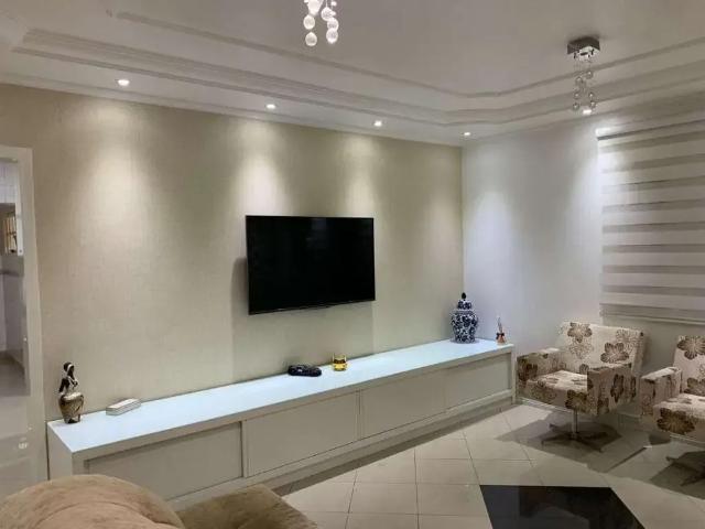 Casa / Sobrado para Venda em Carapicuíba/SP Vila Martins 4 Quartos