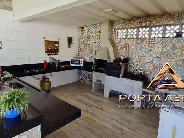 Casa / Sobrado para Venda em Caratinga/MG Rodoviários 4 Quartos
