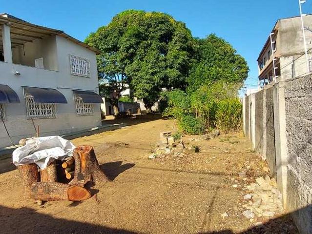 Casa / Sobrado para Venda em Cariacica/ES Tucúm 5 Quartos