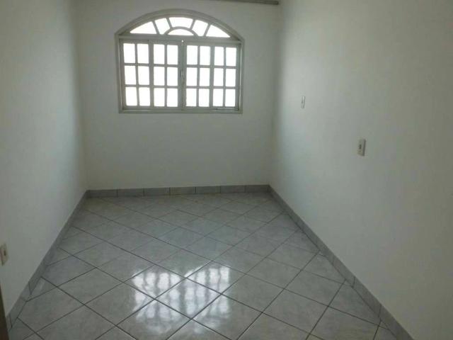 Casa / Sobrado para Venda em Cariacica/ES Jardim América 8 Quartos