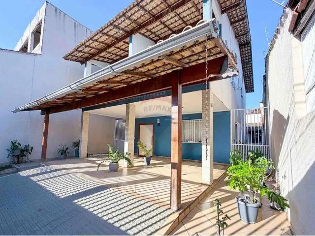 Casa / Sobrado para Venda em Cariacica/ES Jardim América 3 Quartos