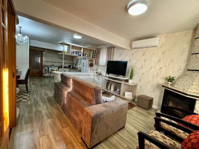 Casa / Sobrado para Venda em Carlos Barbosa/RS Ponte Seca 3 Quartos