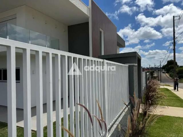 Casa / Sobrado para Venda em Castro/PR Castroville 3 Quartos