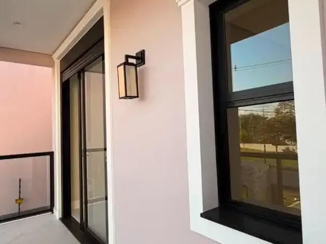 Casa / Sobrado para Venda em Cascavel/PR Maria Luiza 4 Quartos