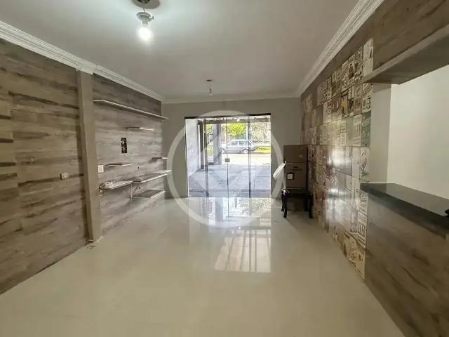 Casa / Sobrado para Venda em Cascavel/PR Neva 3 Quartos