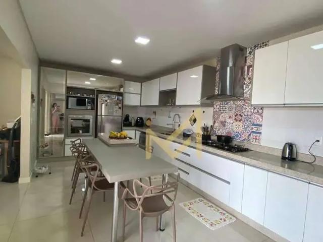 Casa / Sobrado para Venda em Cascavel/PR Neva 3 Quartos