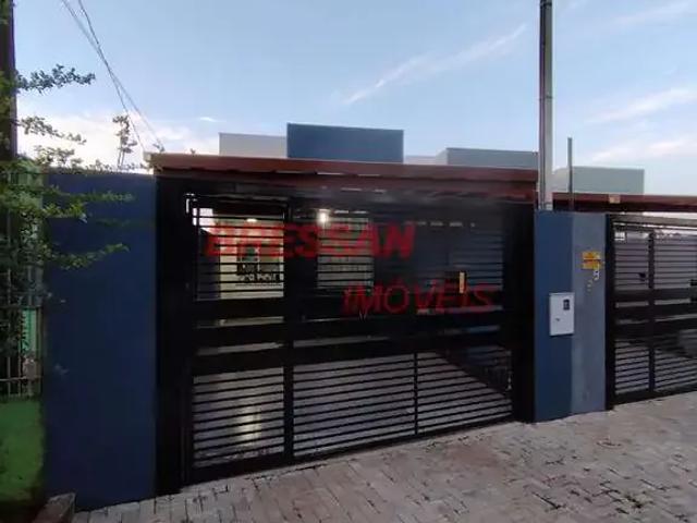 Casa / Sobrado para Venda em Cascavel/PR Cancelli 2 Quartos