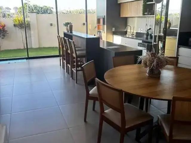 Casa / Sobrado para Venda em Cascavel/PR Cancelli 3 Quartos